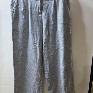 Laundry By Shelli Segal Gray Striped Cropped Pants